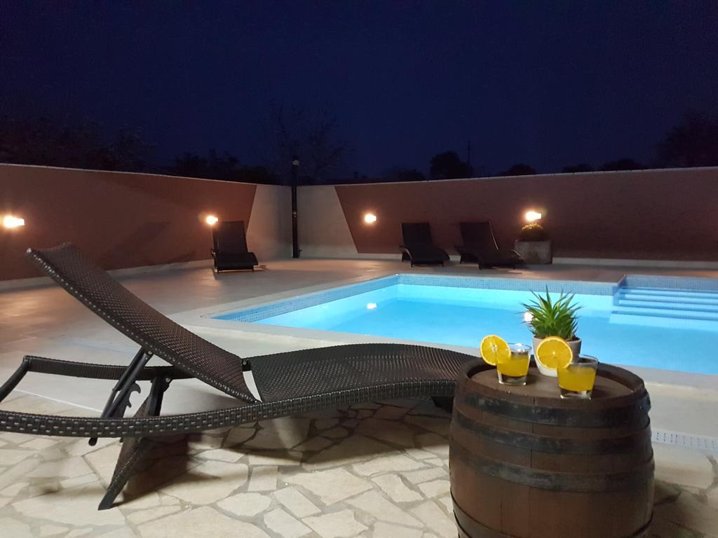 Komel With Pool * Fazana